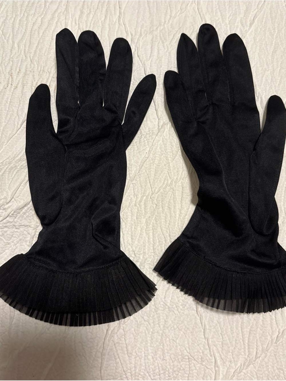 Vtg Van Raalte Elegant Black Ruffle Cuff Women's Gloves sz 6.5